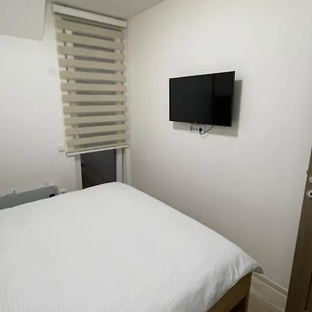 Geregs Alibi Apartman