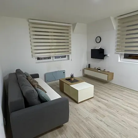 Geregs Alibi Apartman