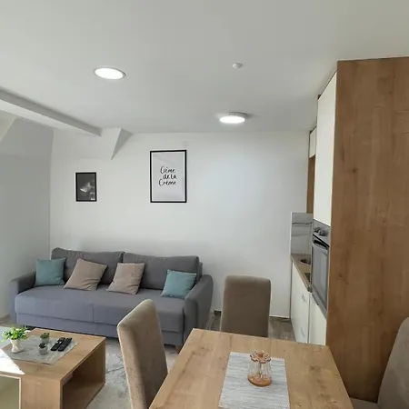 Apartman Geregs Alibi *