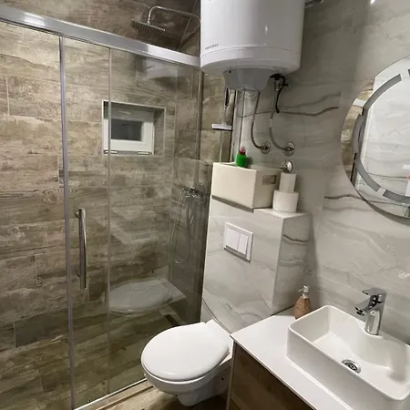 Apartman Geregs Alibi