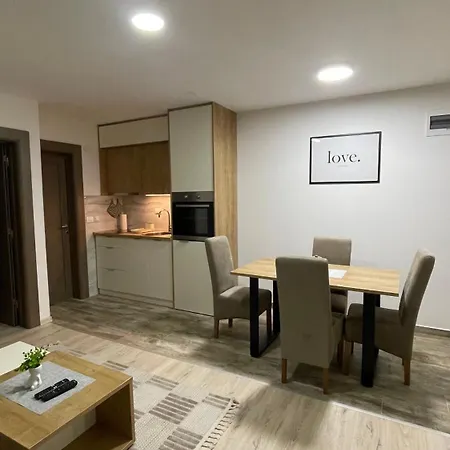 Geregs Alibi - Free Apartment *
