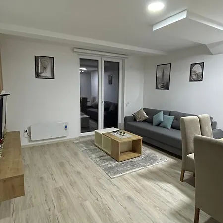 Geregs Alibi Apartman *